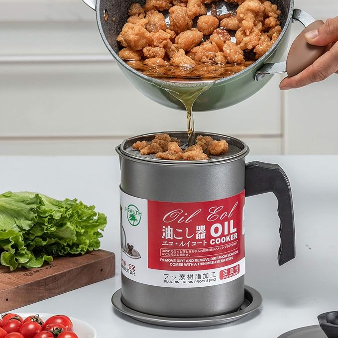Oil Storage Container with Strainer – 1.4L Grease Keeper for Cooking & Frying